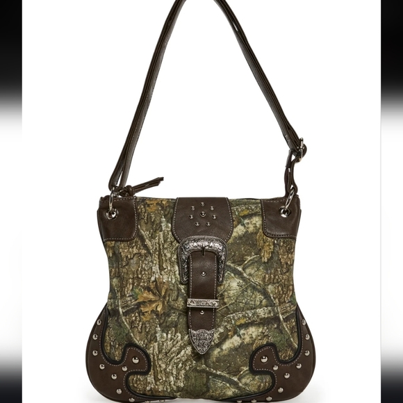 Realtree Camouflage Shoulder Bag with Brown Accents - Picture 2 of 10